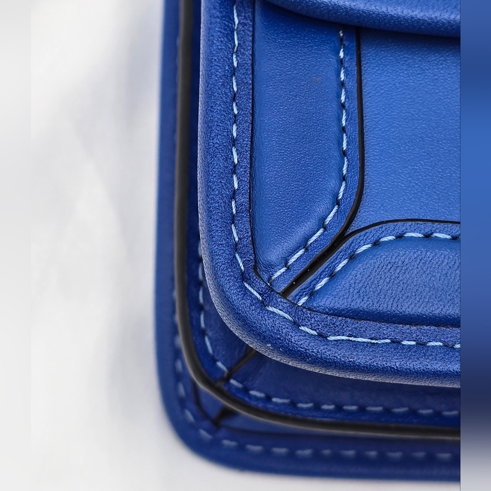 Coach 1941 Glovetanned Leather Hero Crossbody, Blue Fin, 🔥CARRIED ONCE!🔥 - Picture 6 of 15